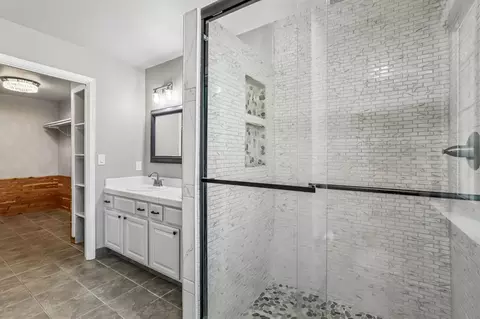 Bath - 5013 Portia Ct, Carmichael, CA 95608 photo 3 of 4