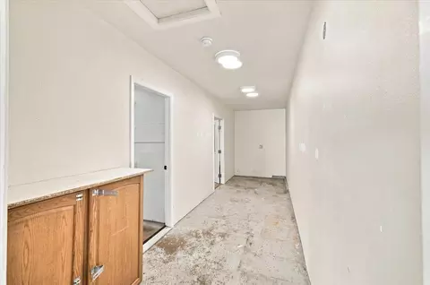 Entry Way - 7331 Hazel Ave, Orangevale, CA 95662 photo 3 of 4