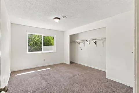 Bedroom - 7331 Hazel Ave, Orangevale, CA 95662 photo 6 of 7
