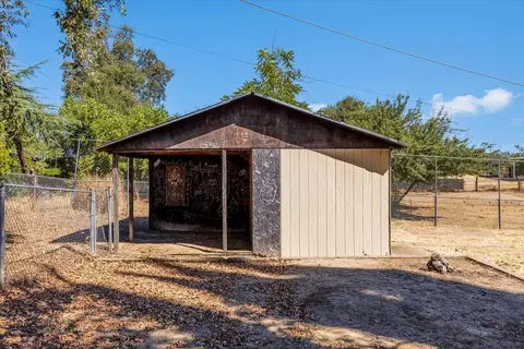 Exterior - 7331 Hazel Ave, Orangevale, CA 95662 photo 7 of 11