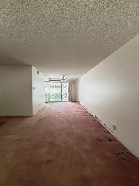 Living - 6131 Via Casitas, Carmichael, CA 95608 photo 3 of 5