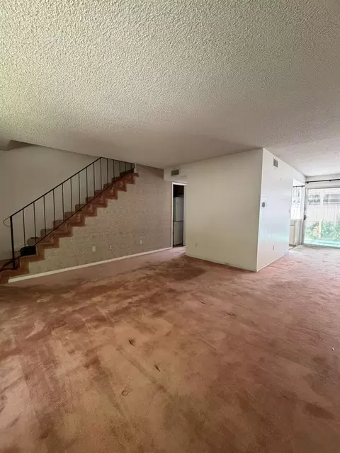 Living - 6131 Via Casitas, Carmichael, CA 95608 photo 4 of 5