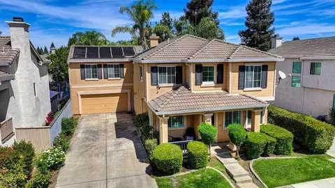 2829 Babson Dr, Elk Grove, CA 95758