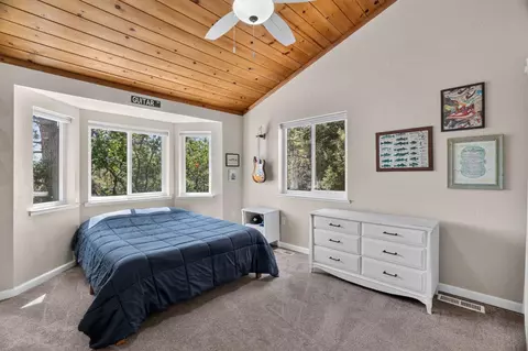 Bedroom - 700 Sundance Pl, Applegate, CA 95703 photo 5 of 10