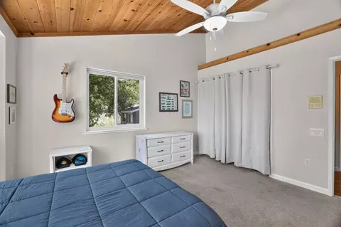 Bedroom - 700 Sundance Pl, Applegate, CA 95703 photo 6 of 10