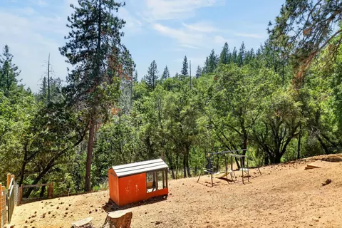 Exterior - 700 Sundance Pl, Applegate, CA 95703 photo 14 of 20