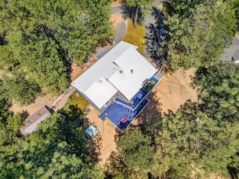 View/Area - 700 Sundance Pl, Applegate, CA 95703 photo 7 of 10