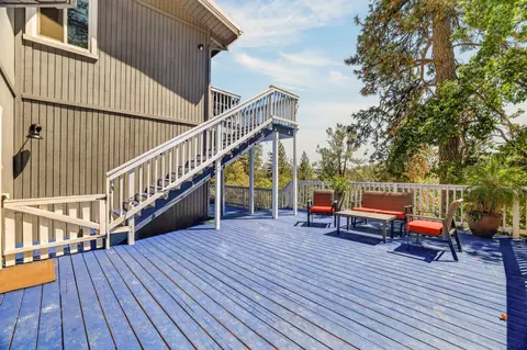 Exterior - 700 Sundance Pl, Applegate, CA 95703 photo 9 of 20