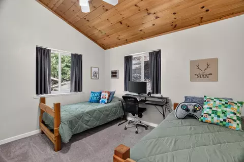 Bedroom - 700 Sundance Pl, Applegate, CA 95703 photo 7 of 10