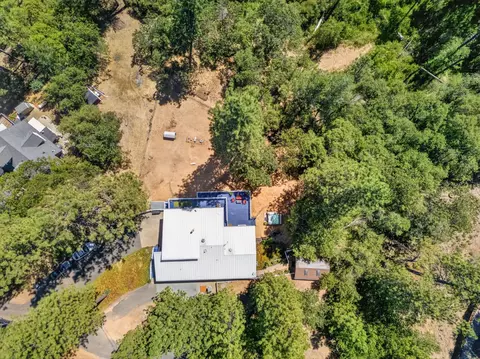 View/Area - 700 Sundance Pl, Applegate, CA 95703 photo 8 of 10