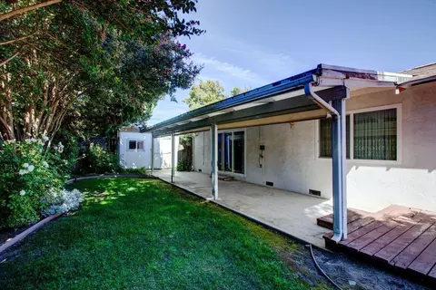 Exterior - 705 Leytonstone Ave, Modesto, CA 95355 photo 7 of 11