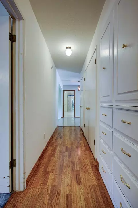 Entry Way - 705 Leytonstone Ave, Modesto, CA 95355 photo 1 of 2