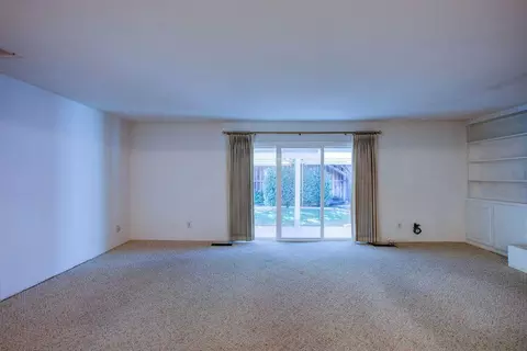 Living - 705 Leytonstone Ave, Modesto, CA 95355 photo 6 of 7