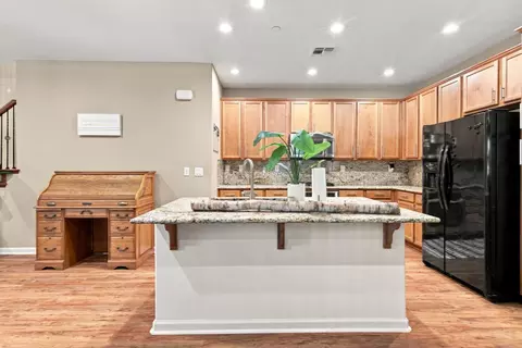 Kitchen - 1399 Windswept Cmn, Livermore, CA 94550 photo 1 of 7