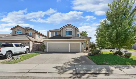 Exterior - 2588 Sequoia St, Lodi, CA 95242 photo 2 of 9