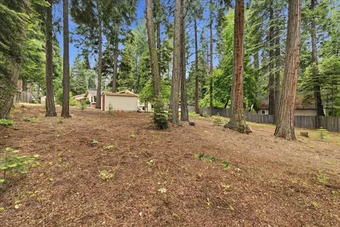 Exterior - 6775 Ridgeway Dr, Pollock Pines, CA 95726 photo 17 of 22