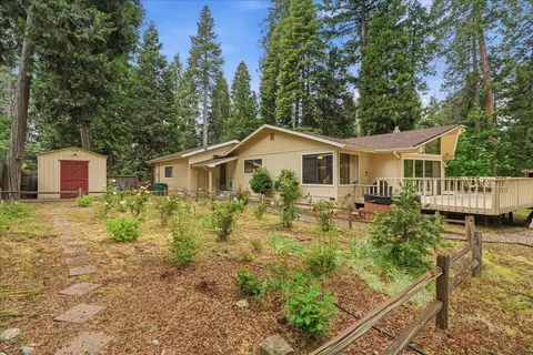 Exterior - 6775 Ridgeway Dr, Pollock Pines, CA 95726 photo 15 of 22