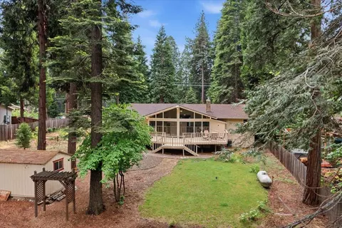 Exterior - 6775 Ridgeway Dr, Pollock Pines, CA 95726 photo 19 of 22