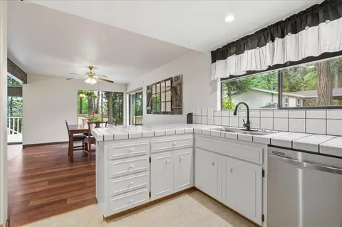 Kitchen - 6775 Ridgeway Dr, Pollock Pines, CA 95726 photo 1 of 3