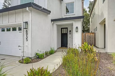 Exterior - 8935 Fair Oaks Blvd, Carmichael, CA 95608 photo 3 of 8