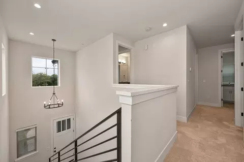 Entry Way - 8935 Fair Oaks Blvd, Carmichael, CA 95608 photo 3 of 8