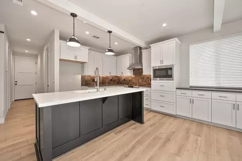 Kitchen - 8935 Fair Oaks Blvd, Carmichael, CA 95608 photo 2 of 5