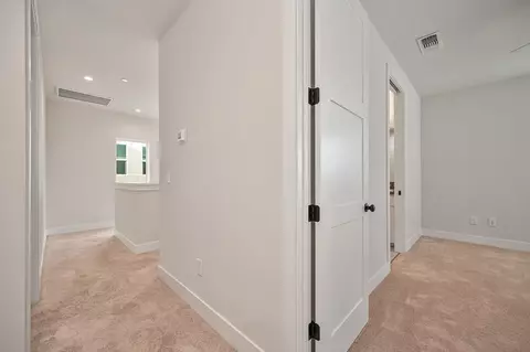 Entry Way - 8935 Fair Oaks Blvd, Carmichael, CA 95608 photo 8 of 8