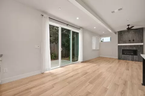 Living - 8935 Fair Oaks Blvd, Carmichael, CA 95608 photo 4 of 4