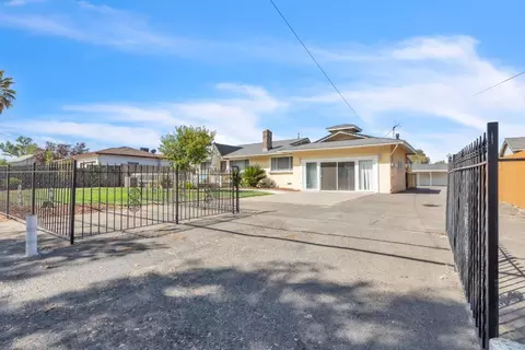 5435 Dry Creek Rd, Sacramento, CA 95838