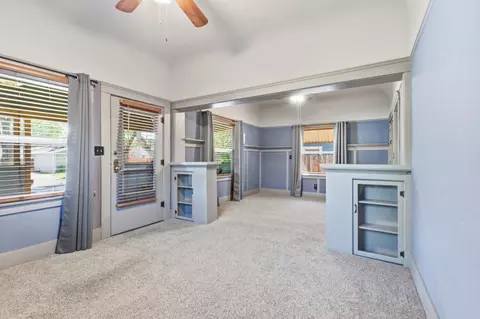 Living - 537 Melrose St, Modesto, CA 95354 photo 2 of 3
