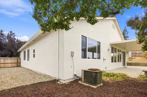 Exterior - 936 Ponderosa St, Jackson, CA 95642 photo 5 of 8