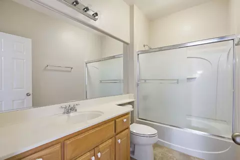 Bath - 936 Ponderosa St, Jackson, CA 95642 photo 1 of 3
