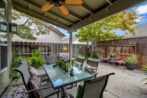 Exterior - 2650 Nicklaus Dr, Turlock, CA 95382 photo 5 of 7
