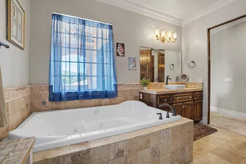 Bath - 113 Waterfront Ct, Copperopolis, CA 95228 photo 7 of 8