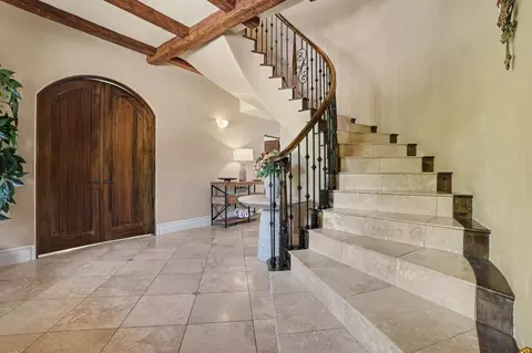 Entry Way - 113 Waterfront Ct, Copperopolis, CA 95228 photo 4 of 6