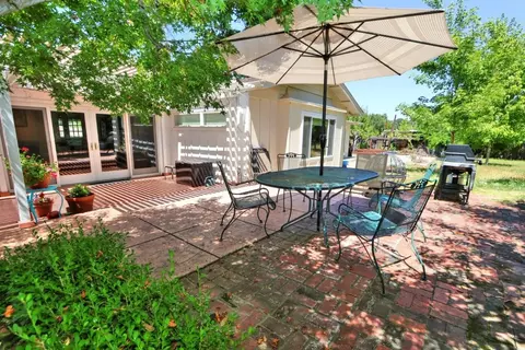 Exterior - 4235 Rio Monte Ct, Carmichael, CA 95608 photo 7 of 20
