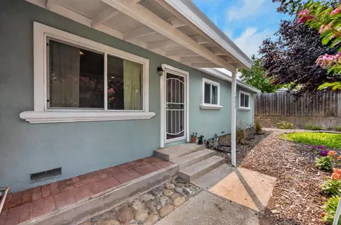 Exterior - 7008 Bobby St, Orangevale, CA 95662 photo 2 of 17