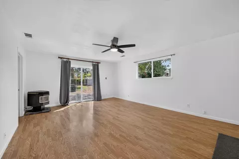 Living - 7008 Bobby St, Orangevale, CA 95662 photo 6 of 11