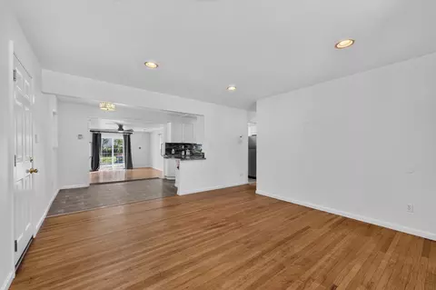 Living - 7008 Bobby St, Orangevale, CA 95662 photo 3 of 11