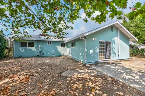 Exterior - 7008 Bobby St, Orangevale, CA 95662 photo 4 of 17