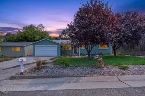 Exterior - 7008 Bobby St, Orangevale, CA 95662 photo 12 of 17