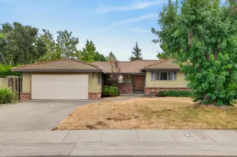 7165 Reichmuth Way, Sacramento, CA 95831