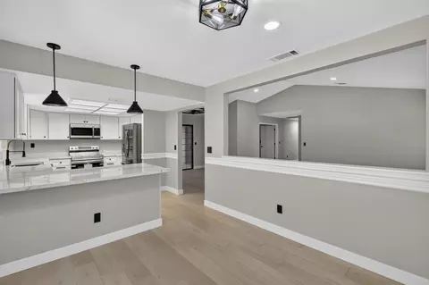8185 Shane Ln, Citrus Heights, CA 95610