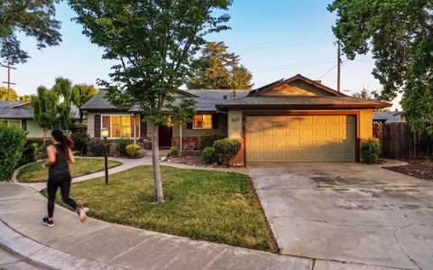 365 Birchwood Ct, Modesto, CA 95350