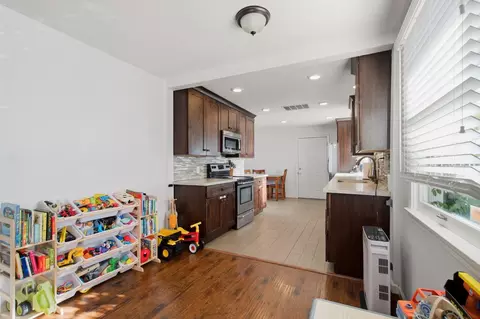 Kitchen - 2054 Walnut Ave, Carmichael, CA 95608 photo 1 of 6