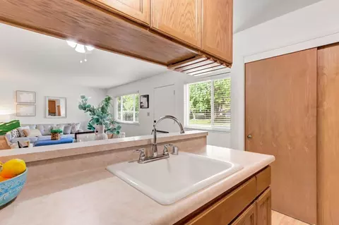 Kitchen - 2738 Bidwell St #1, Davis, CA 95618 photo 4 of 5