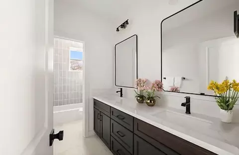 Bath - 4755 Racetrack Rd, Rocklin, CA 95677 photo 2 of 4