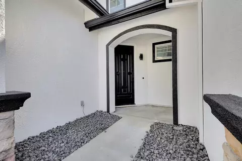 Entry Way - 5525 Trailhead Loop, Linda, CA 95901 photo 1 of 4