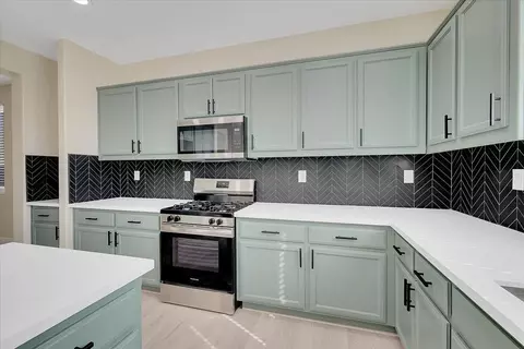 Kitchen - 5525 Trailhead Loop, Linda, CA 95901 photo 3 of 4