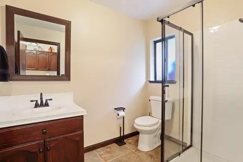Bath - 11700 E Mayers, Acampo, CA 95220 photo 1 of 10